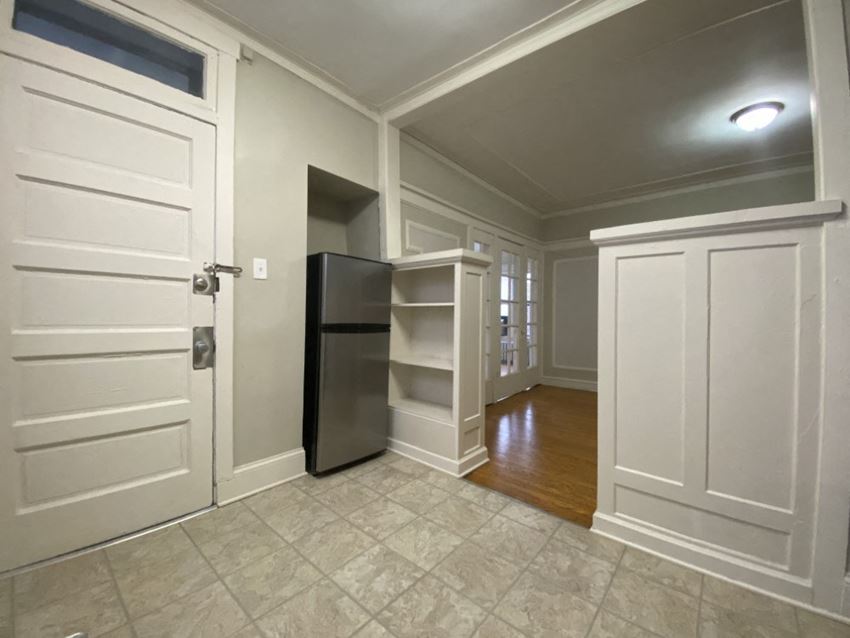 80113 W. Cornelia Apartments, 801 W. Cornelia, Chicago, IL RentCafe